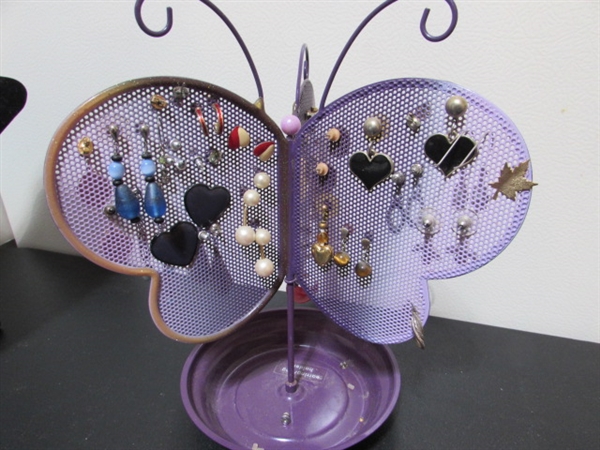 FASHION JEWELRY, ACRYLIC TRINKET BOX & CUTE BUTTERFLY EARRING HOLDER