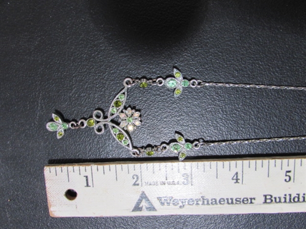 ANGEL JEWELRY & HEART SHAPED GLASS TRINKET DISHES
