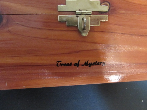 REDWOOD BOX WITH MEN'S ACCESSORIES - CUFFLINKS, TIE CLIPS & MORE