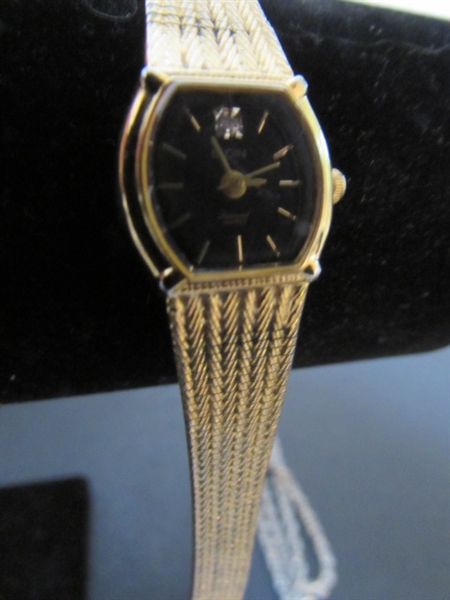 LADIES ELGIN WRIST WATCH & OTHER TIME PIECES - UNTESTED