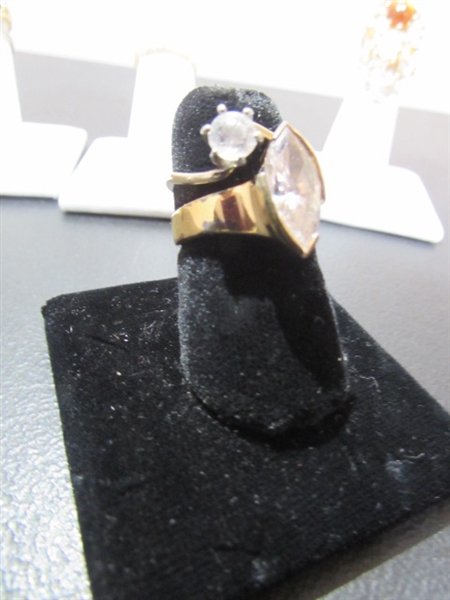 FASHION JEWELRY RINGS - SMALL SIZES 5-6