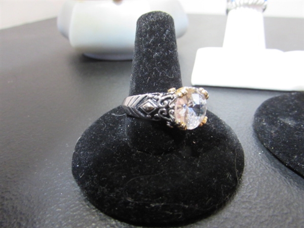 SMALL TRINKET BOX WITH FASHION JEWELRY - RINGS - SMALL