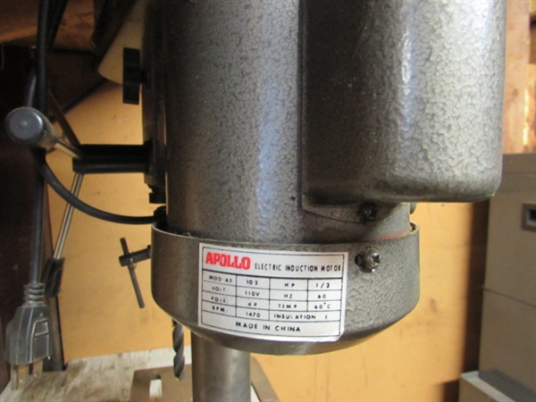 5-SPEED BENCHTOP DRILL PRESS - WORKS - NEEDS A NEW ON/OFF SWITCH