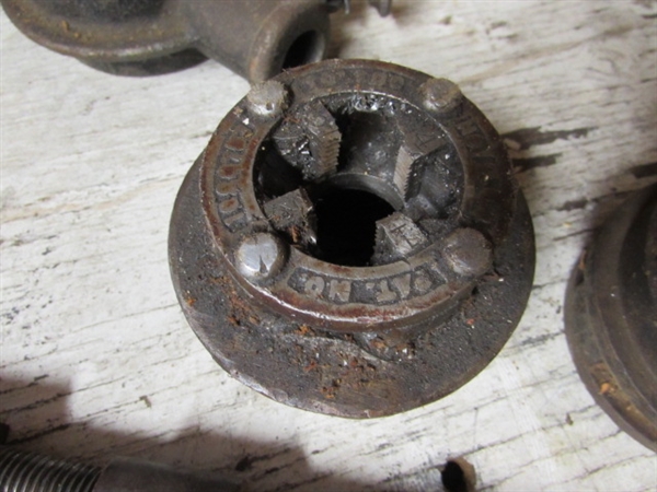PIPE CUTTERS & PIPE THREADERS