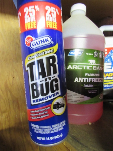 LARGE ASSORTMENT OF AUTOMOTIVE RELATED ITEMS