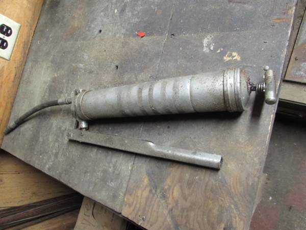 OIL CANS, GREASE GUN & COOL MYSTERY MARVEL OIL CAN