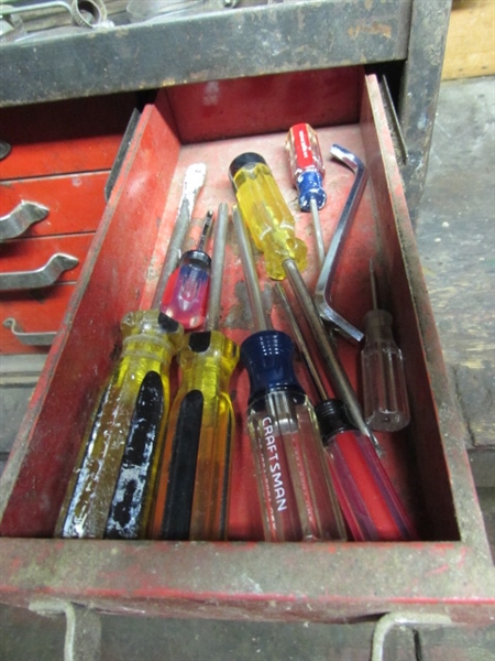 BENCHTOP TOOL BOX WITH ASSORTED TOOLS