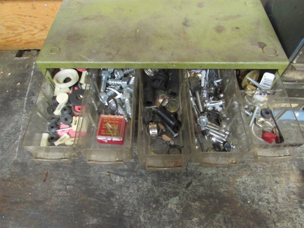 MULTI-DRAWER ORGANIZERS & CONTENTS
