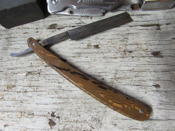 POCKET KNIVES, STRAIGHT RAZOR, LIGHTER IN A GLASS TRINKET BOX