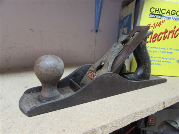 3 1/4 ELECTRIC PLANER & STANLEY HAND PLANE
