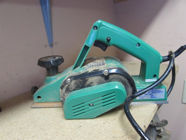 3 1/4 ELECTRIC PLANER & STANLEY HAND PLANE