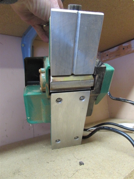 3 1/4 ELECTRIC PLANER & STANLEY HAND PLANE