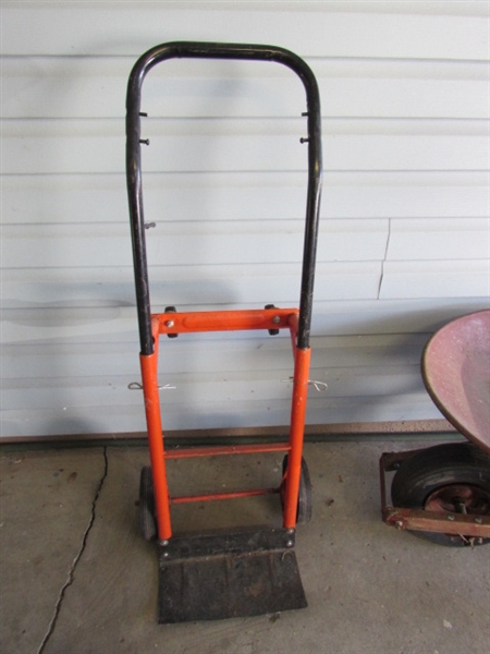 CONVERTIBLE HAND TRUCK/CART & WHEELBARROW (TIRE IS FLAT)