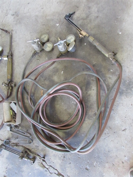 OXY-ACETYLENE TORCH GAUGES, HOSES & TORCHES & EXTRAS