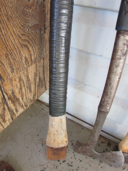 SPLITTING MAUL AXE HEADS, HANDLE, SLEDGEHAMMER