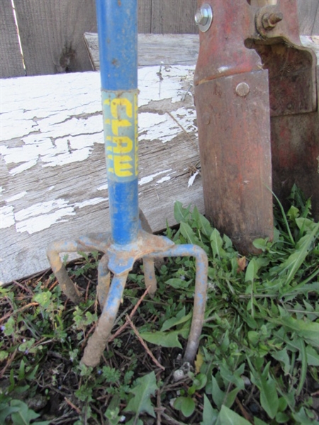 WEED CLAW, POST HOLE DIGGER & DIGGER BAR