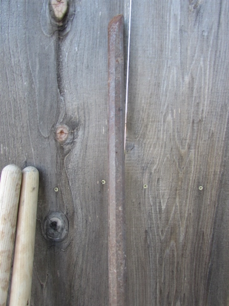 WEED CLAW, POST HOLE DIGGER & DIGGER BAR
