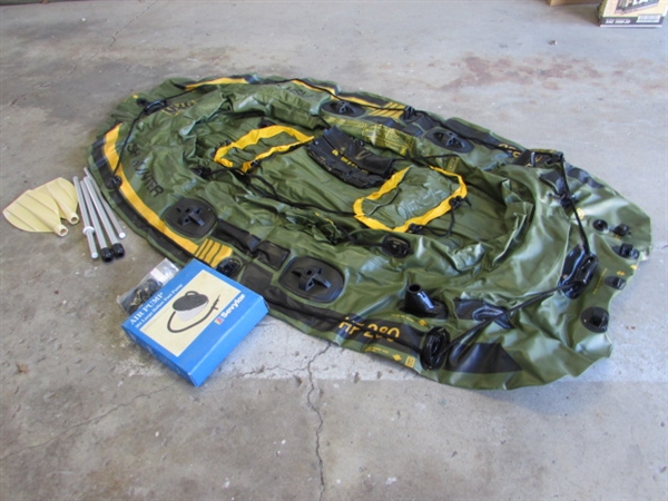 NEW SEVYLOR 280 INFLATABLE FISHING BOAT W/PADDLES, MANUAL & AIR PUMP