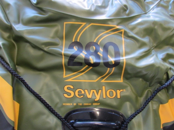 NEW SEVYLOR 280 INFLATABLE FISHING BOAT W/PADDLES, MANUAL & AIR PUMP