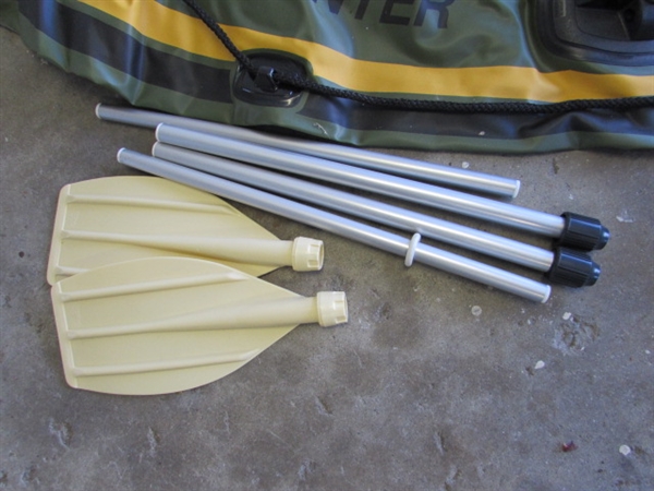 NEW SEVYLOR 280 INFLATABLE FISHING BOAT W/PADDLES, MANUAL & AIR PUMP