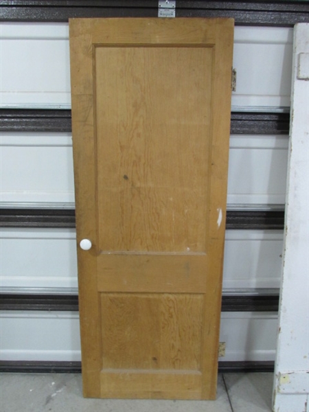 VINTAGE/ANTIQUE DOORS W/HARDWARE