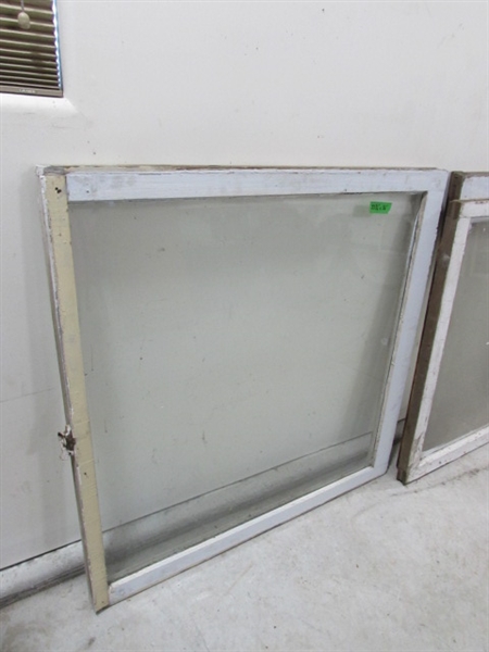 5 VINTAGE SINGLE PANE WOOD FRAME WINDOWS