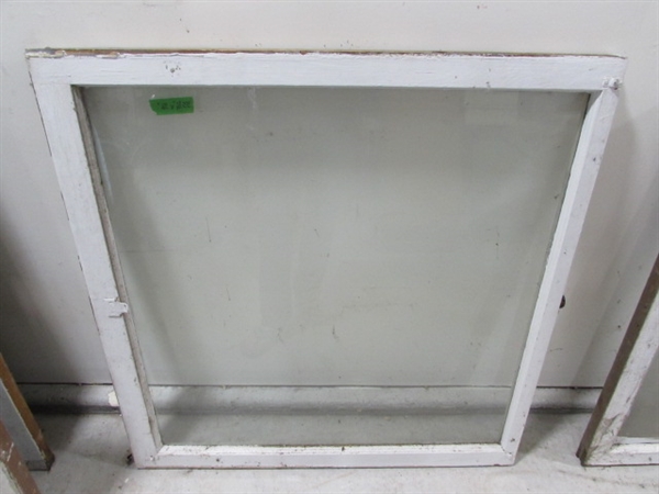 5 VINTAGE SINGLE PANE WOOD FRAME WINDOWS