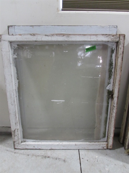 5 VINTAGE SINGLE PANE WOOD FRAME WINDOWS