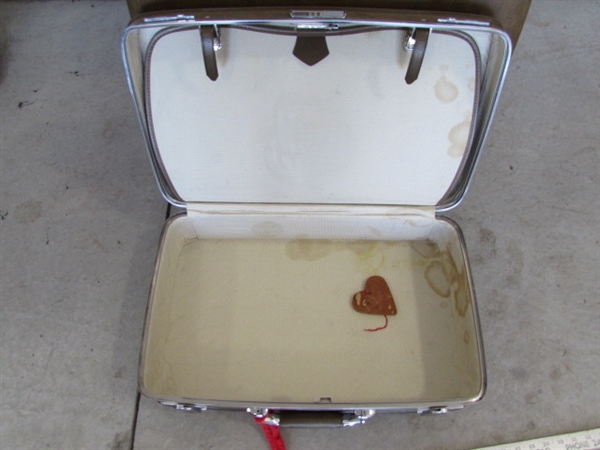 VINTAGE SAMSONITE HARD SHELL LUGGAGE SETS & FOLDING CART