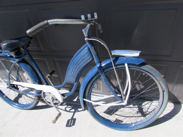 VINTAGE 1940'S 26 LADIES HAWTHORNE BICYCLE