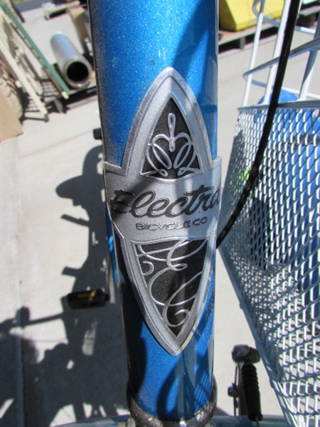 DARK BLUE LADIES 3-SPEED ELECTRA CRUISER 26 BICYCLE W/HELMET, VEST & LOCK