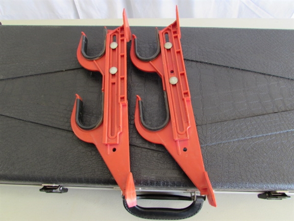 HARD SHELL RIFLE CASE & MOUNTS