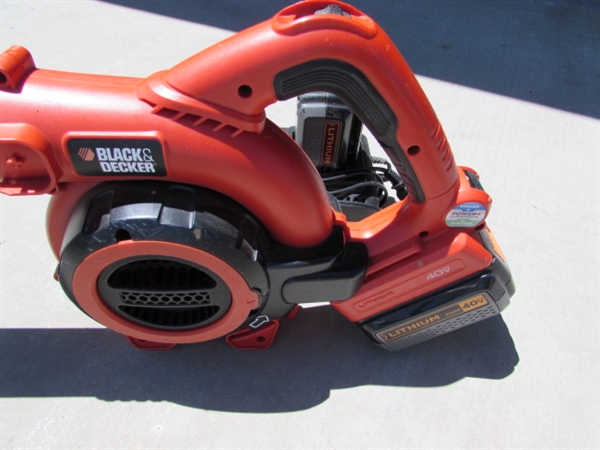 BLACK & DECKER 40 VOLT WEED TRIMMERS & A BLOWER W/BATTERIES & CHARGERS