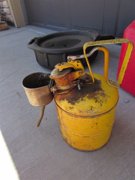 FUEL CANS, OIL PAN & OIL CAN