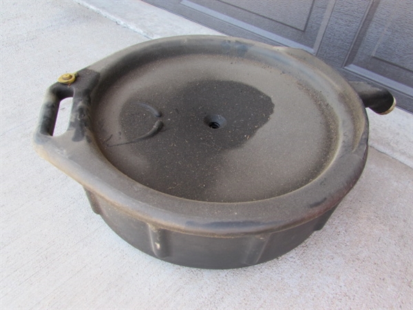 FUEL CANS, OIL PAN & OIL CAN