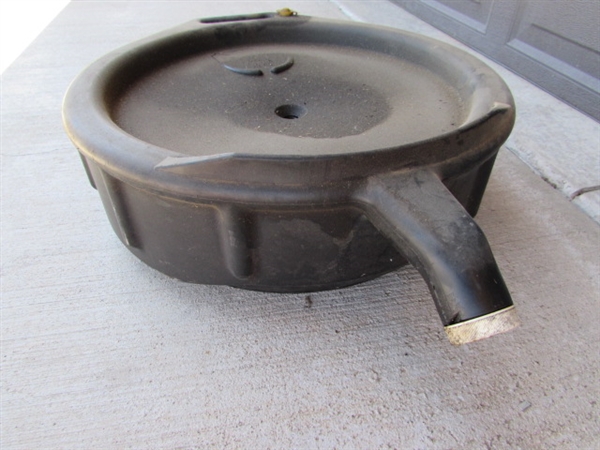 FUEL CANS, OIL PAN & OIL CAN