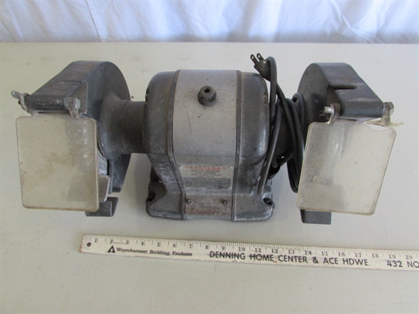 CRAFTSMAN 1/4 HP BENCH GRINDER
