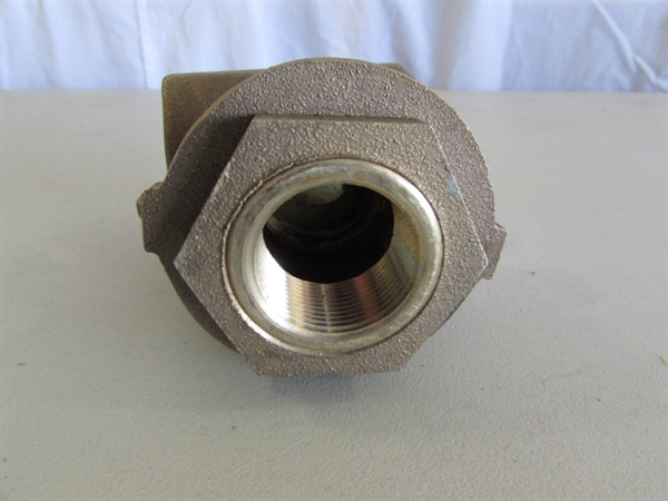 1.5 BRASS PITLESS PUMP ADAPTER