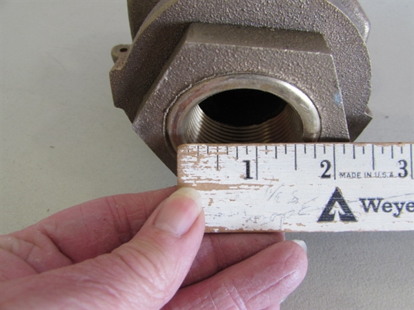 1.5 BRASS PITLESS PUMP ADAPTER