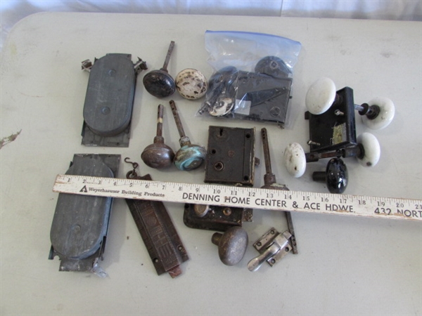 VINTAGE DOOR & WINDOW HARDWARE