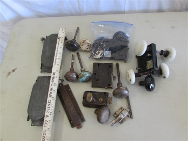 VINTAGE DOOR & WINDOW HARDWARE