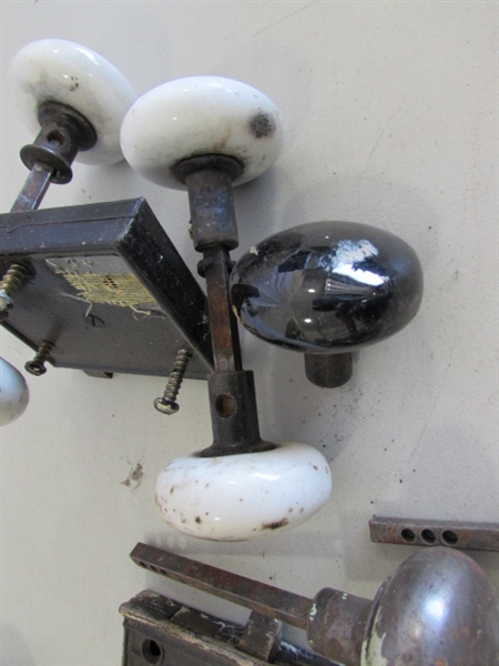 VINTAGE DOOR & WINDOW HARDWARE