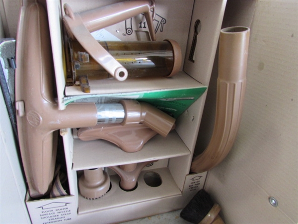 VINTAGE KIRBY VACUUM CLEANER W/LOTS OF ATTACHMENTS