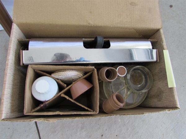 VINTAGE KIRBY VACUUM CLEANER W/LOTS OF ATTACHMENTS
