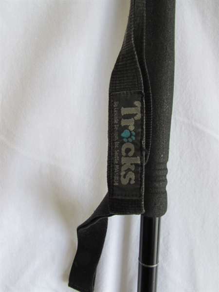 3 COLLAPSIBLE WALKING STICKS