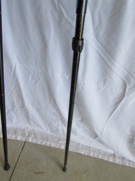 3 COLLAPSIBLE WALKING STICKS