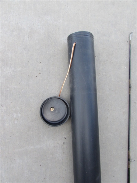 VINTAGE FISHING POLE W/REEL & HARD CASE