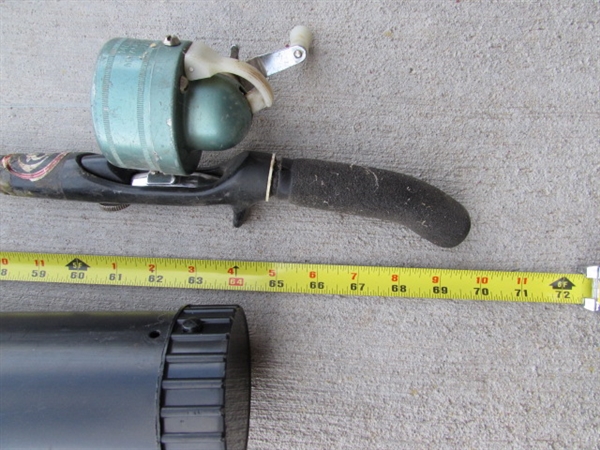 VINTAGE FISHING POLE W/REEL & HARD CASE