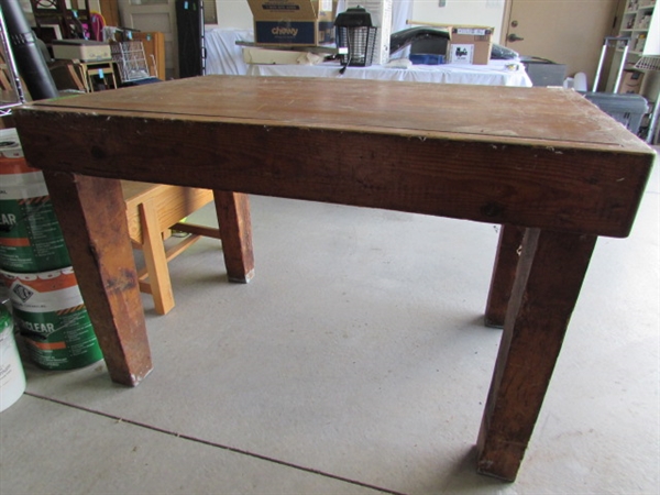 HEAVY DUTY BUTCHER BLOCK STYLE TABLE
