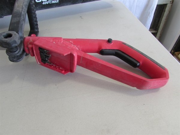 HYPER TOUGH 40V WEED TRIMMER & BLOWER W/BATTERIES & CHARGER & ELECTRIC TORO BLOWER